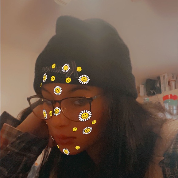 Meet your Posher, Tianna - Picture 1 of 1